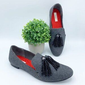SIMPLY VERA VERA WANG GRAY BEADED TASSEL FLATS SZ 8.5 MED